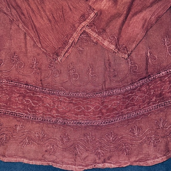 Lapogee Embroidered 3/4 Sleeve Pullover Top, Sz Lg (see measurements) - Picture 7 of 9